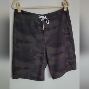 Abercrombie & Fitch Men's Camo Swim Trunks